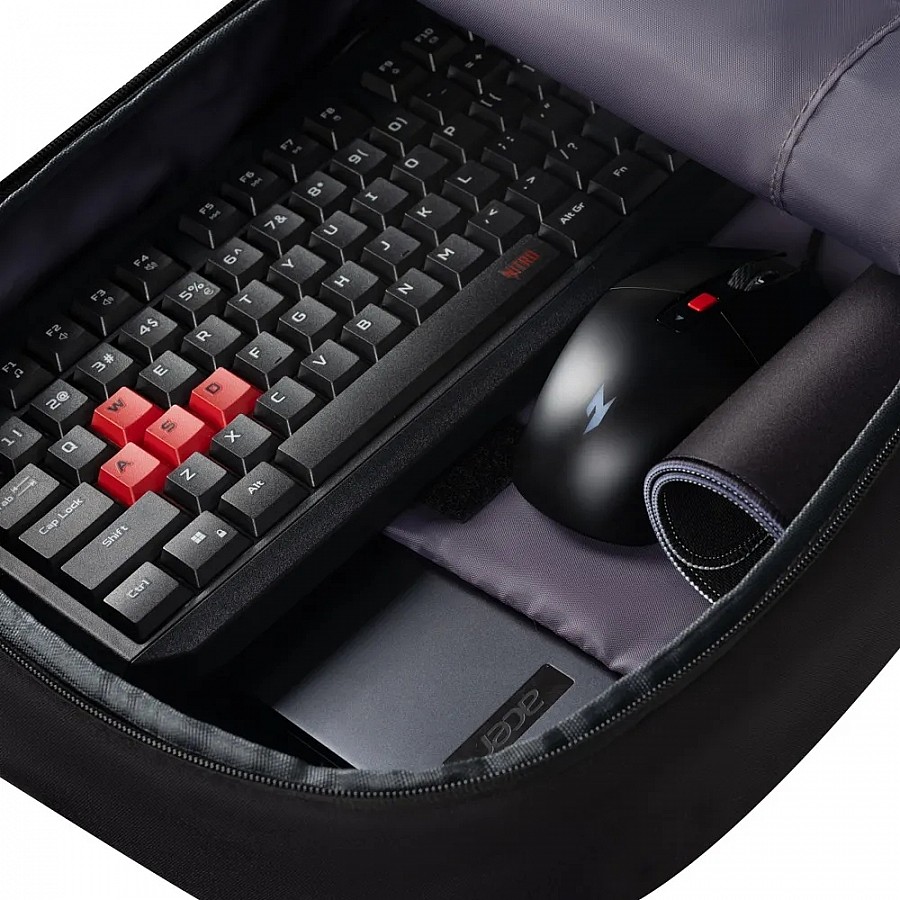 Acer Nitro Quest laptop backpack, 18