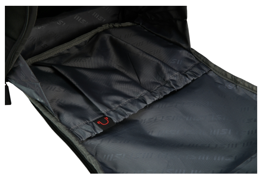 MSI Titan гейминг раница, водоустойчива IPX-2, padded mesh back panel, за лаптоп до 18, 51 x 34 x 9 cm