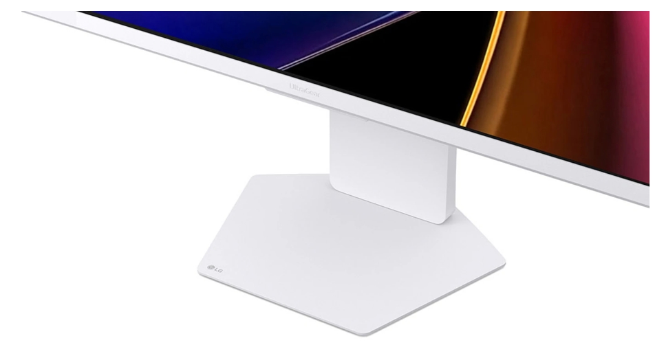 Монитор LG 32G810SA-W 31.5 UltraGear IPS 4K 144Hz 1ms FreeSync G-SYNC HDR10 HDMI DP USB-C говорители регулируем