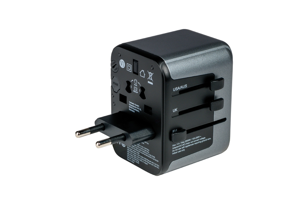 Адаптер Verbatim UTA-03 Universal Travel Adapter 1xUSB-C PD 30W & QC 3.0 / 2xUSB-C / 2xUSB-A